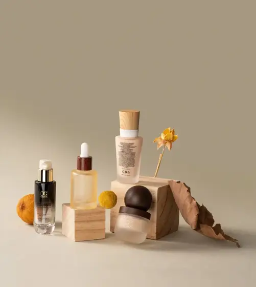 Foundation and beauty packaging · Warm still life · C015