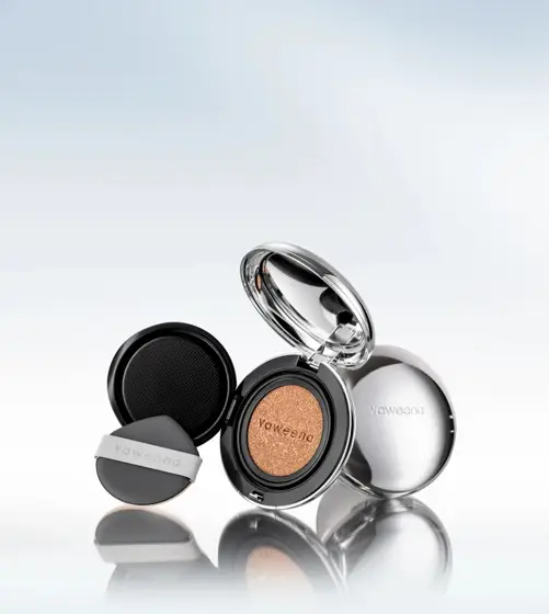 Cushion makeup · Cool studio photography · C023