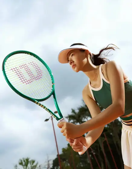 Tennis equipment · Real sports photography · P005