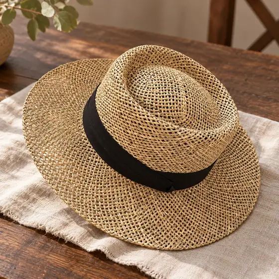 Open-weave straw hat · Crown and hatband