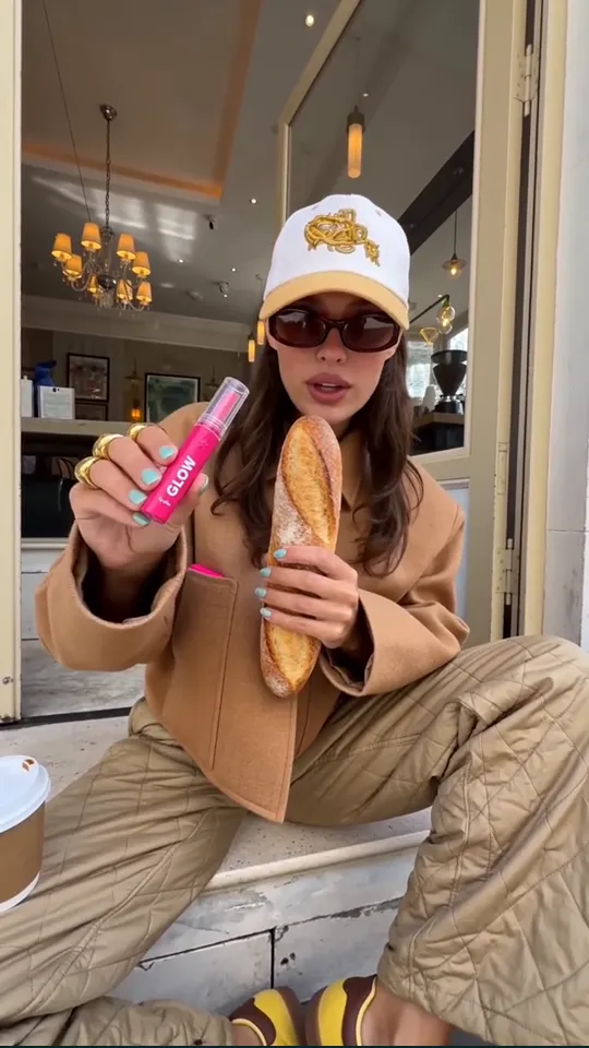 唇部彩妆 · 街头口播